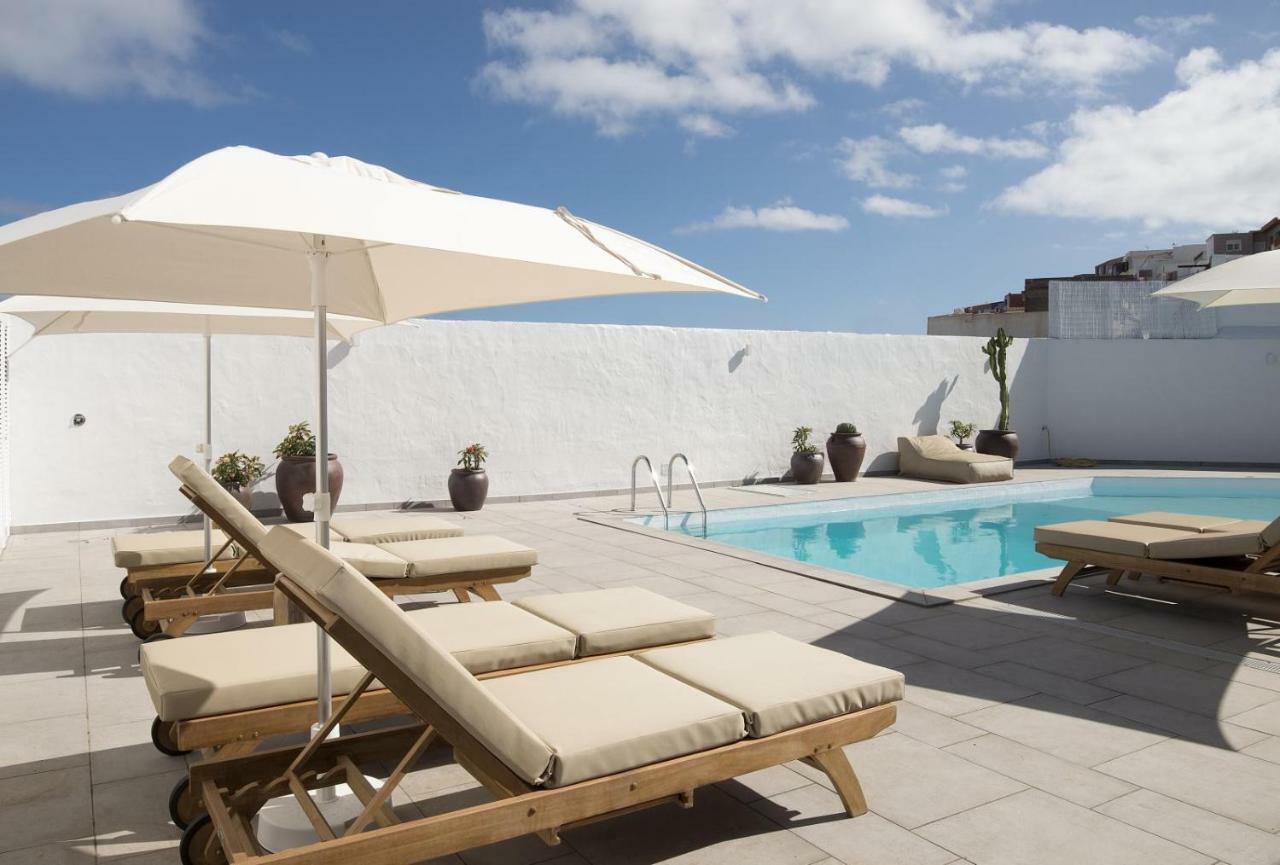 Edem Iii Apartamento De Diseno Piscina Climatizada By Lightbooking Telde
