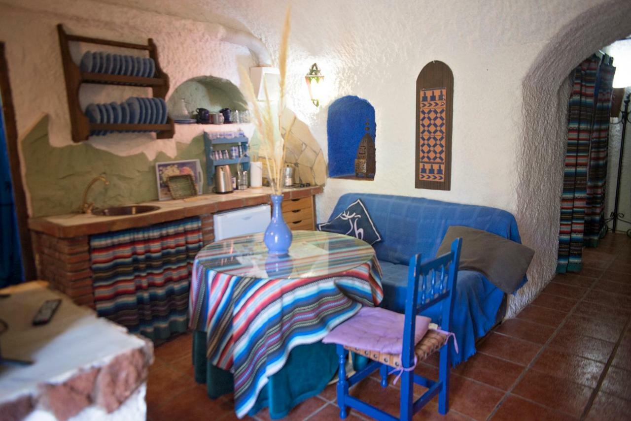 Cuevas De Rolando Country house *