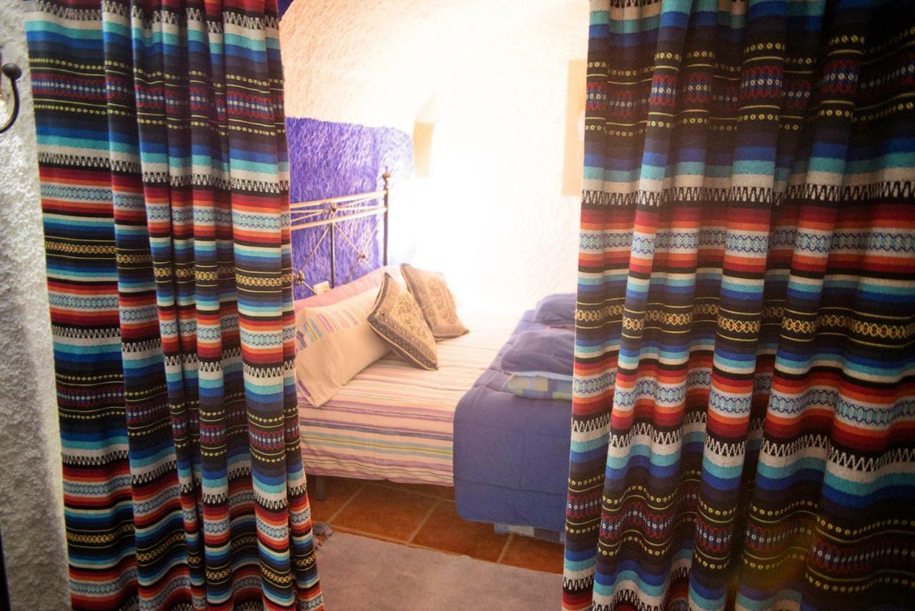 Country house Cuevas De Rolando *
