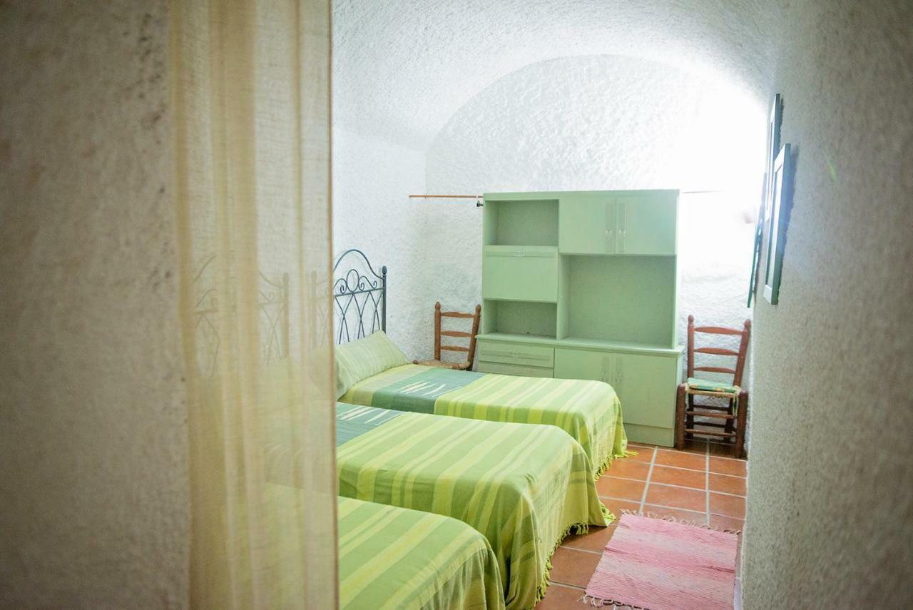 Cuevas De Rolando Guadix