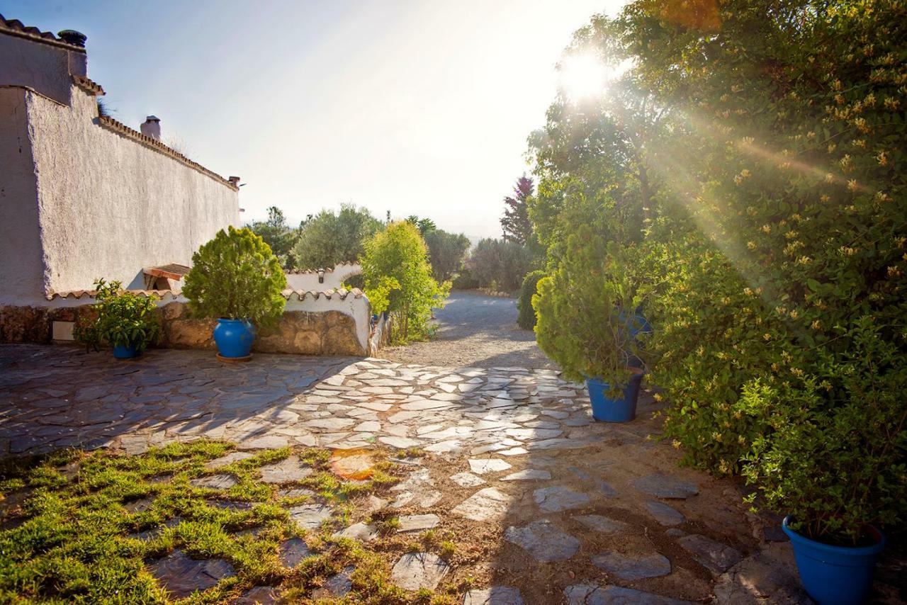 Cuevas De Rolando Country house *