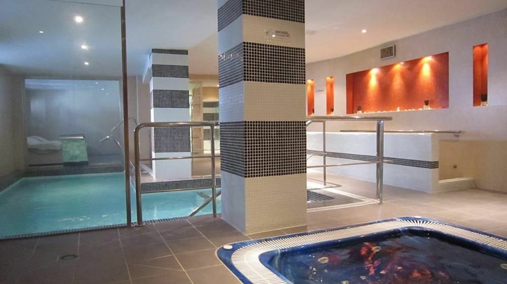 Hotel & Spa Plaza Arriate 3*