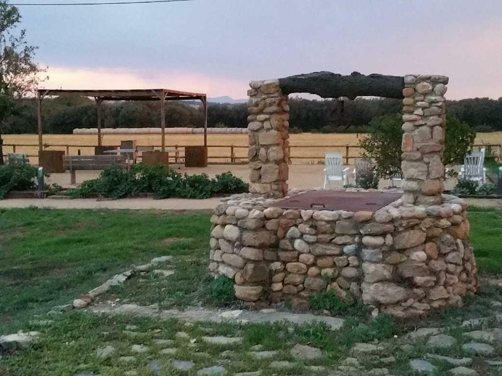 Casa Rural Ermita De Santa Llucia Tonya