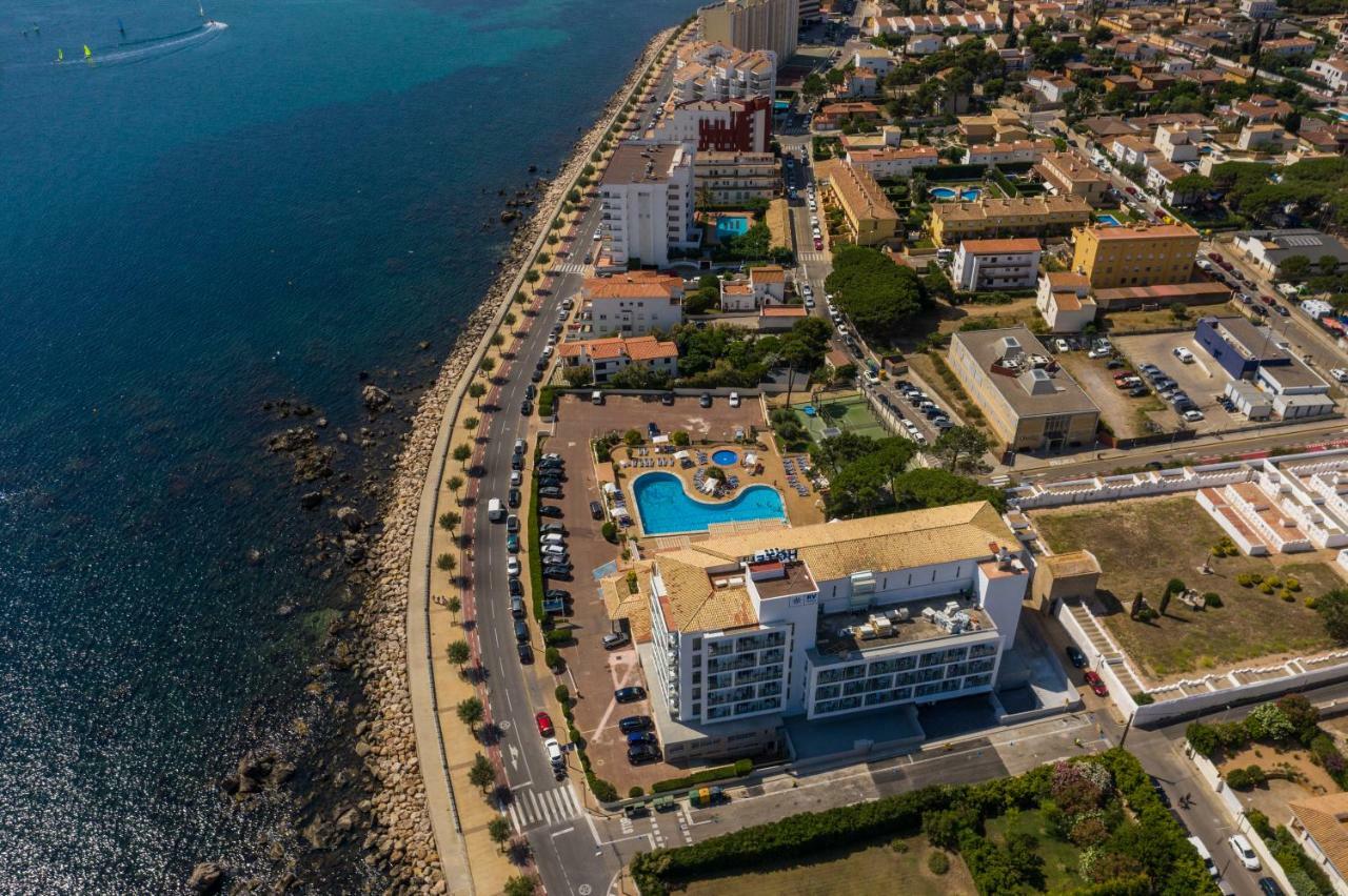 Rvhotels Nieves Mar 3* L' Escala