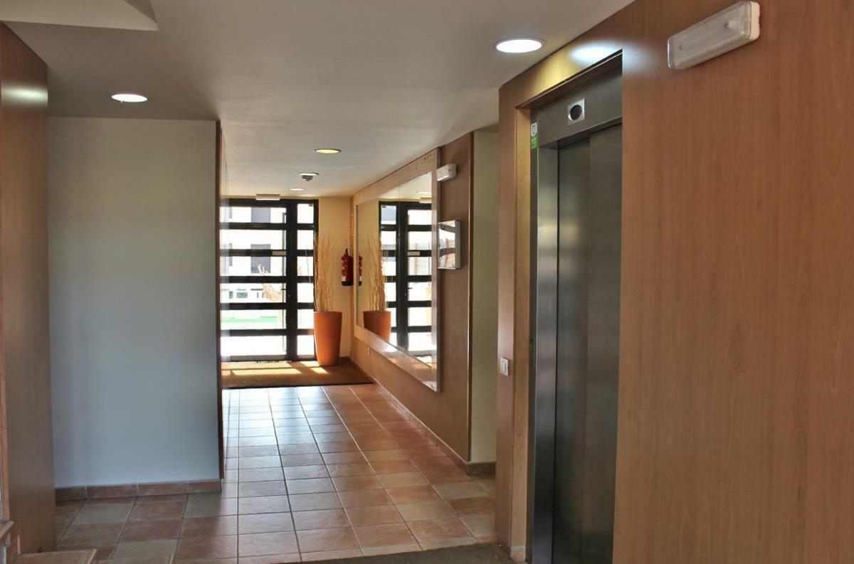 Al07 A 300 Metros De La Playa De Fenals Apartamento *