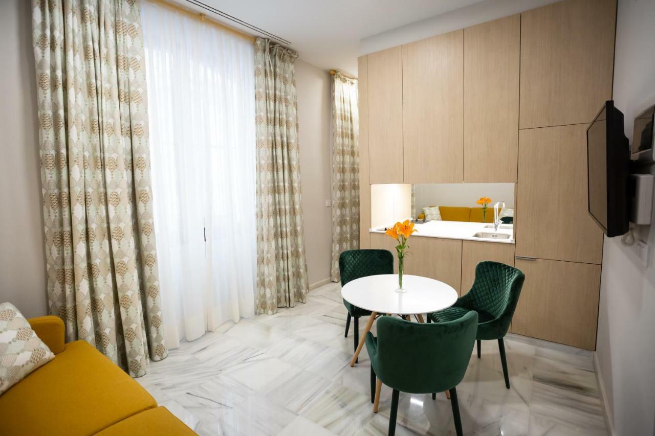 Apartahotel Plazuela Del Carbón Cádiz