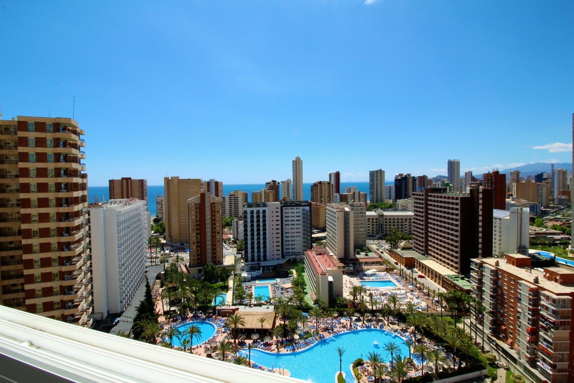 Gemelos 22-3-18b * Benidorm