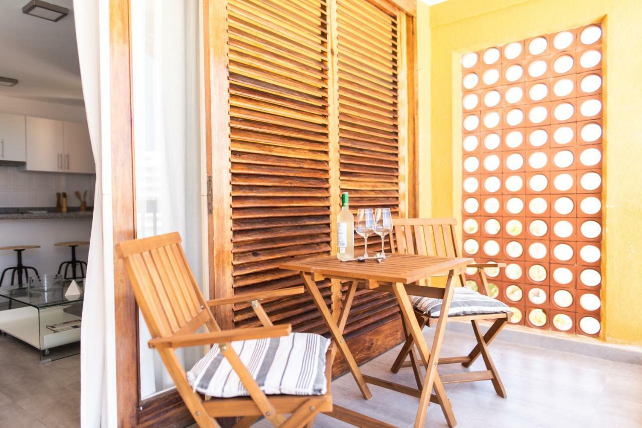 Homeforguest Beach Apt With Sea View & Pool, 50 Steps To The Sea Apartamento *