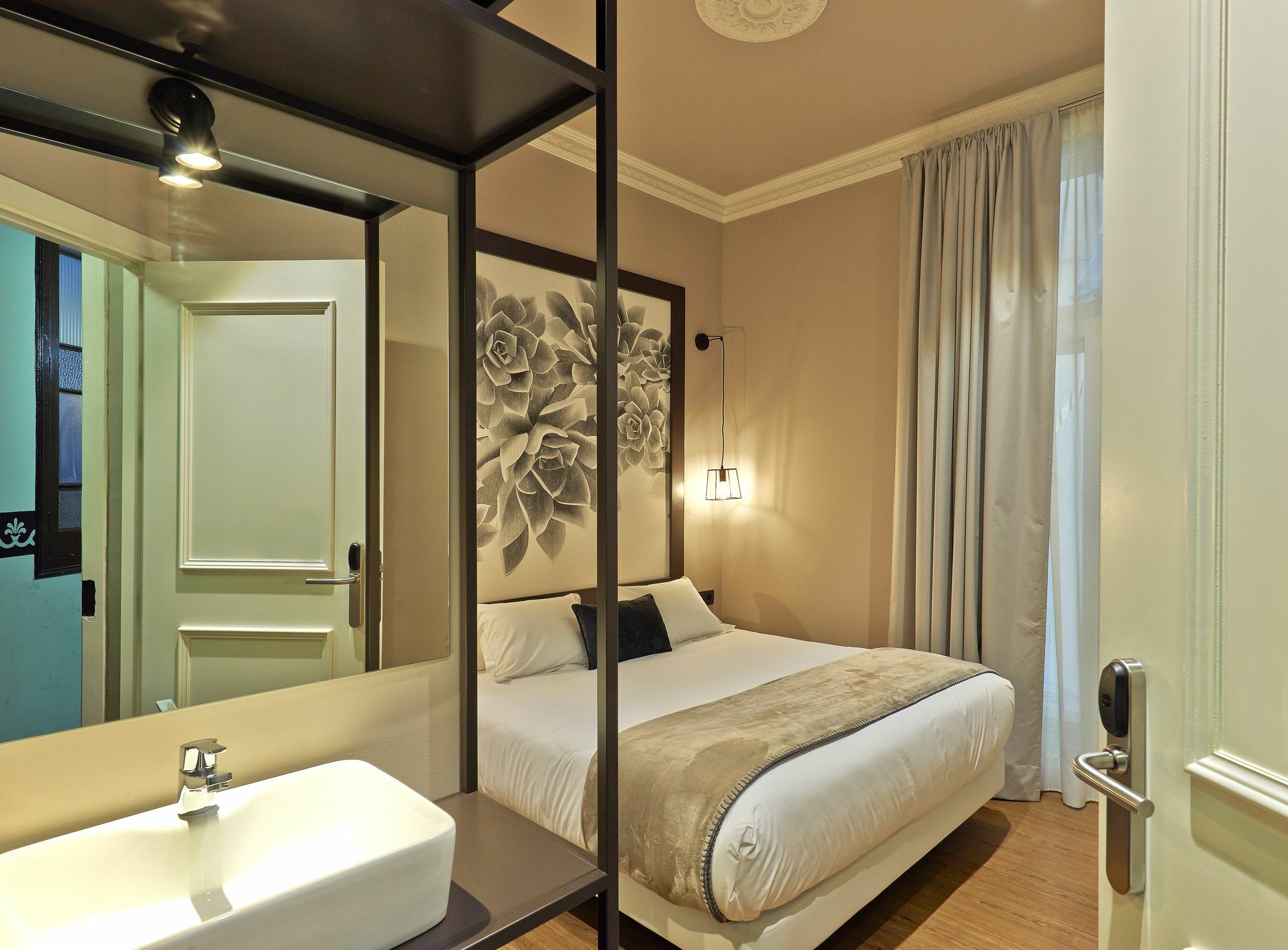 Hostal Central Barcelona Guest house
