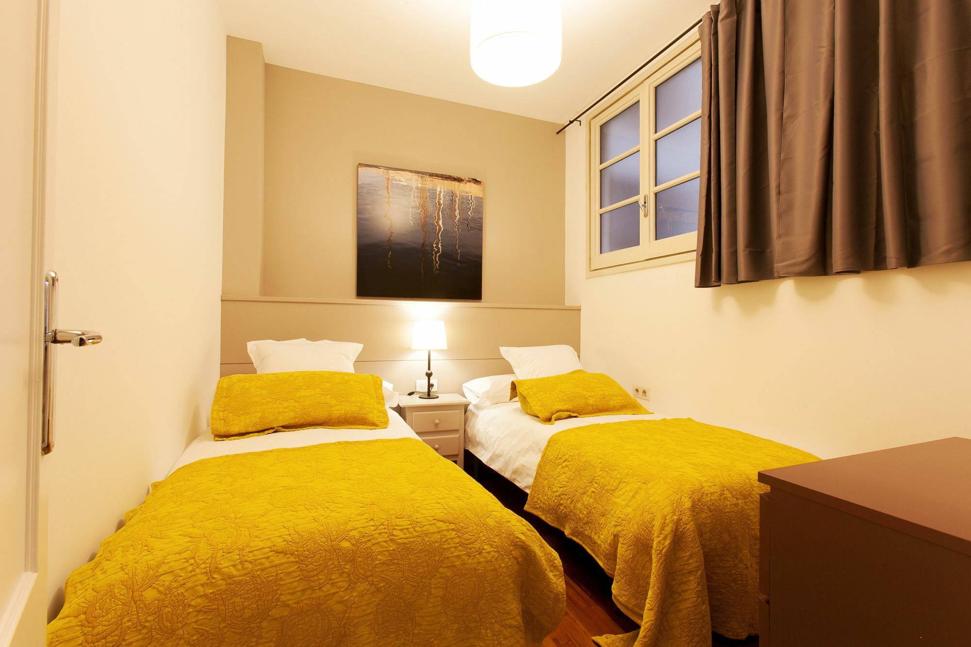 Serennia Ramblas - Placa Catalunya Apartment *