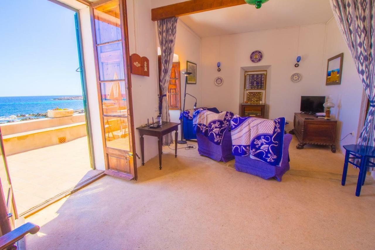 Authentic Fisherman's House On The Seafront Cala Ratjada (Mallorca)