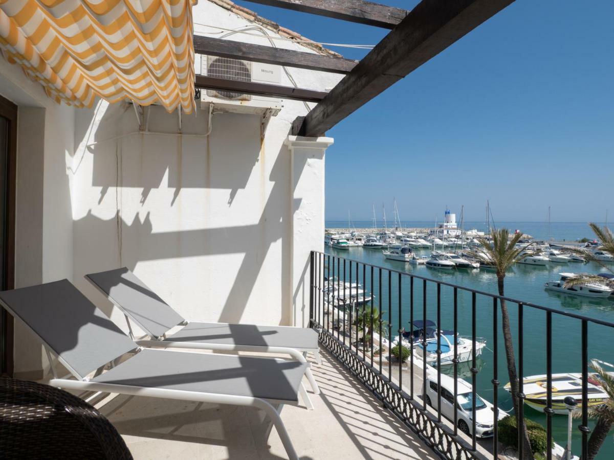 Beautiful Duquesa Harbour 2001 Apartment
