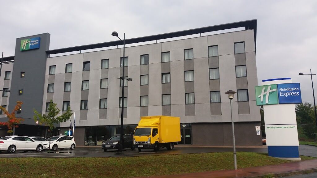Express Bilbao Airport By Ihg 3*