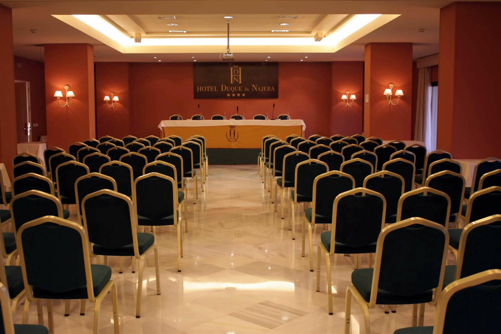Duque De Najera Hotel 4*