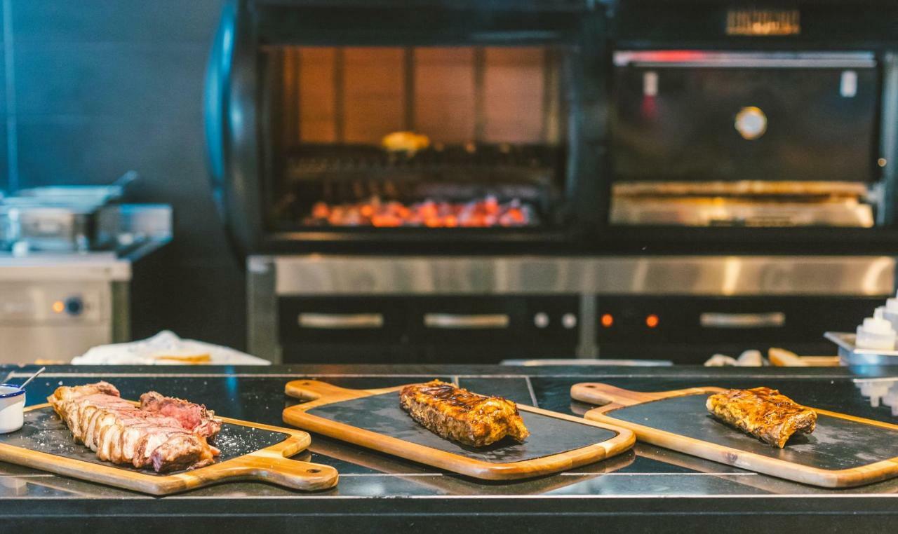 Novotel Barcelona Cornella 4*