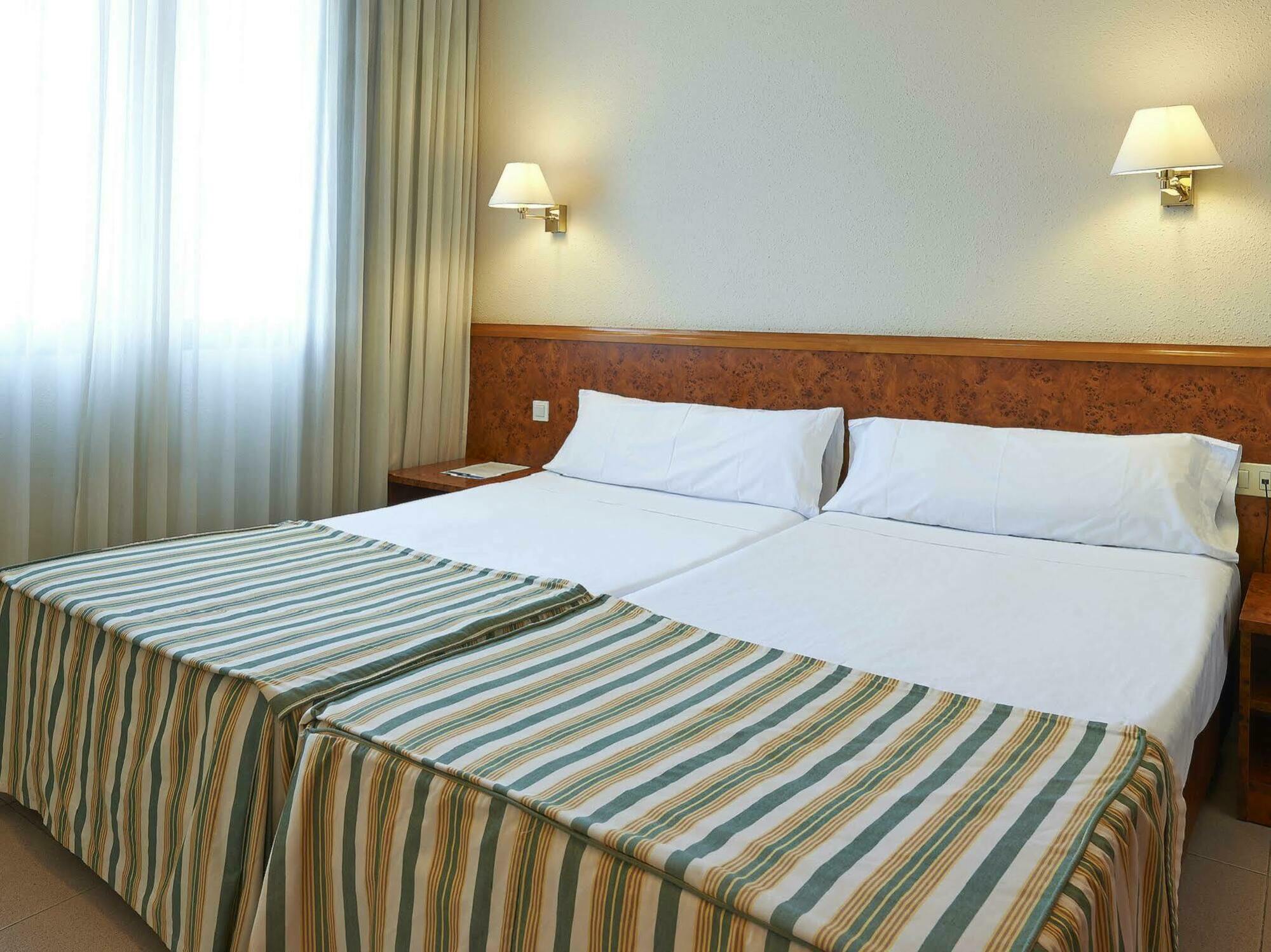 Apartment Hesperia Sant Joan Sant Joan Despi