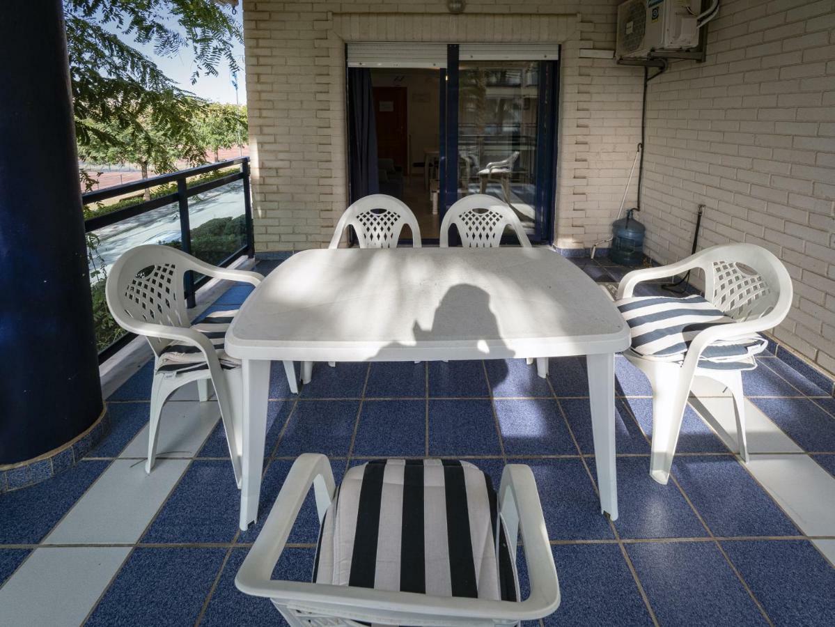 Dorasal Solo Familias Serviplaya Apartment