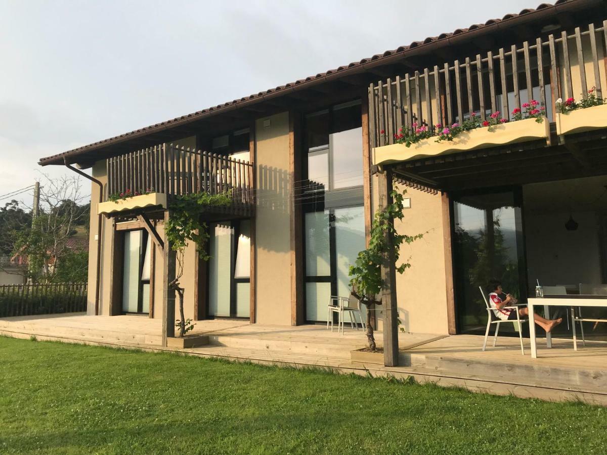 Hemingway Kanala Country house *