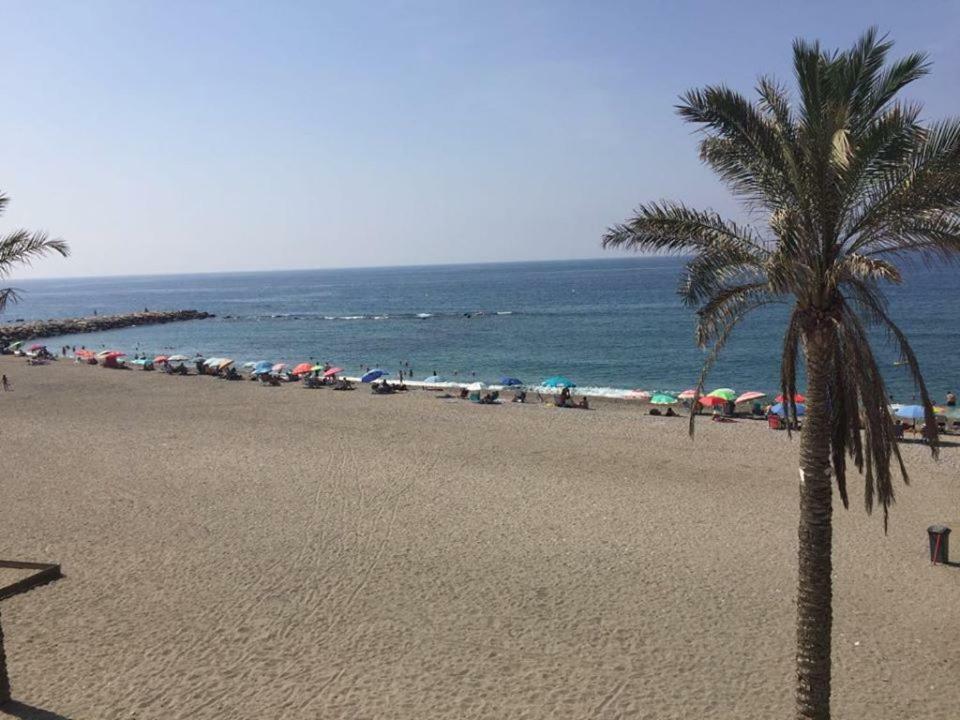 1º Linea Playa Torrenueva, Motril, Granda Apartamento *