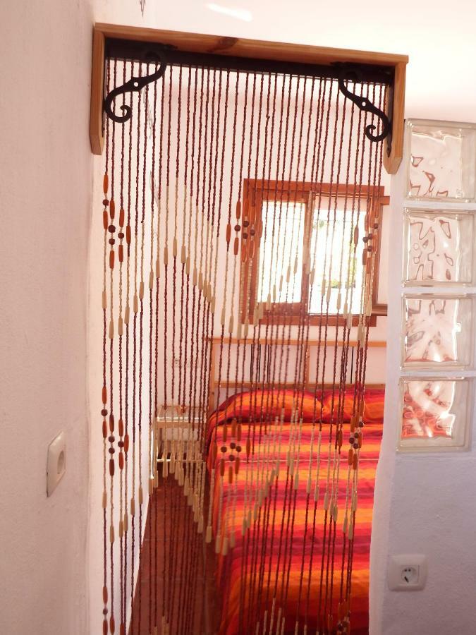 La Casita De La Maestra * Torre de Benagalbon