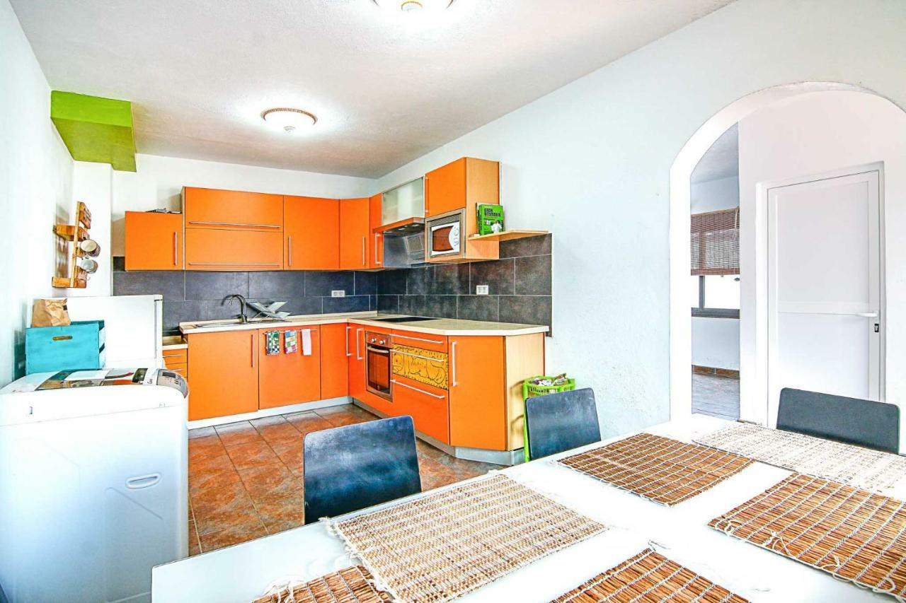 Pensión House La Santa