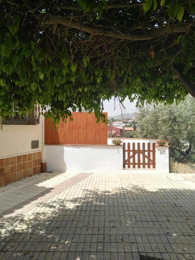 La Casita De La Maestra * Torre de Benagalbon