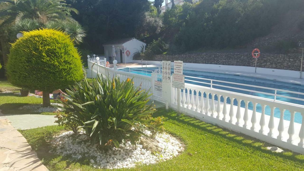 Сasa de vacaciones Calahonda 2 Bedroom House With Air Con Sitio de Calahonda