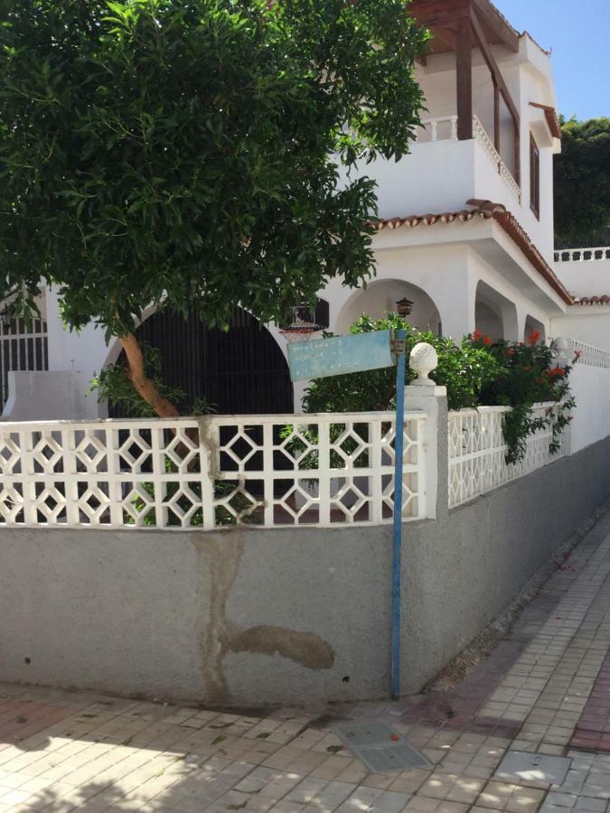 Сasa de vacaciones La Palmera1 Casa Al Primer Piso Con 2 - Two Bedroom House On The First Floor --- La Palmera 2 Casa En Planta Baja Con 1 Dormitorio, One Bedroom House On The Ground Floor Agaete (Gran Canaria)