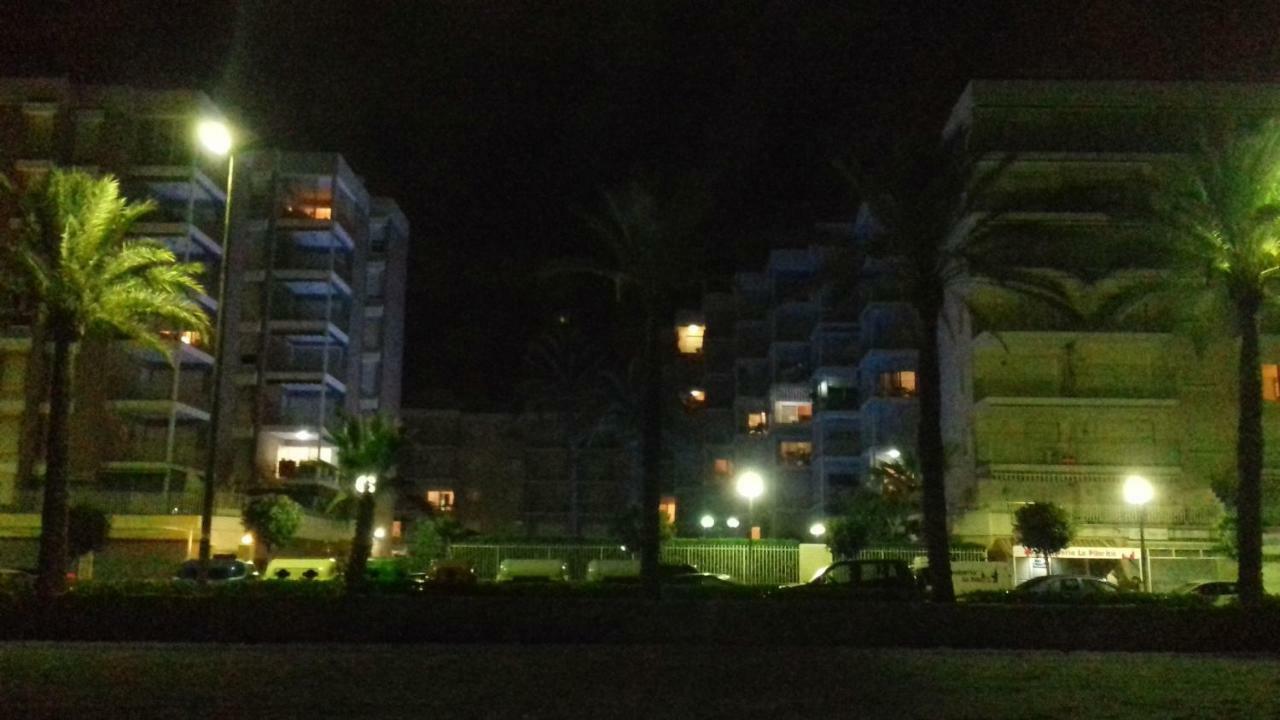 Apartment Sea Front Apart. 2 Pools / 1ª Linea. 2 Piscinas Segur de Calafell