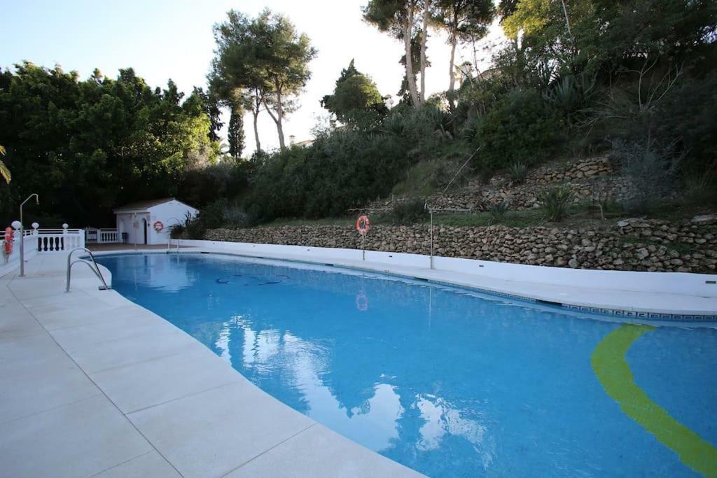 Calahonda 2 Bedroom House With Air Con
