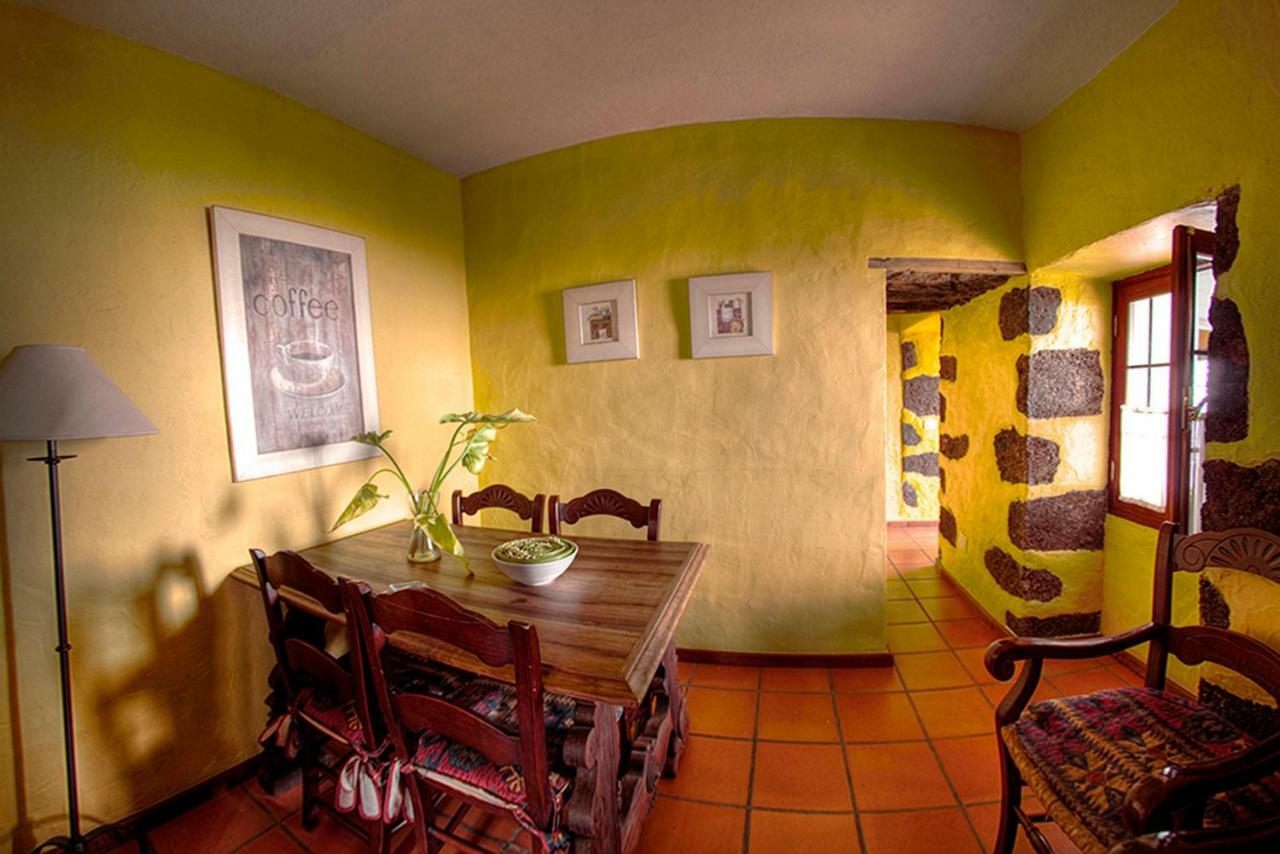 Casa rural Geranios Rojos *