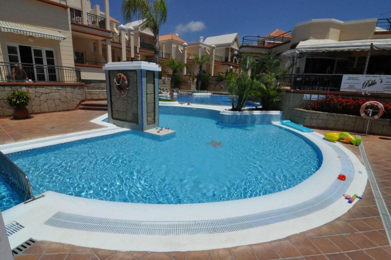 In Yucca Park Apartment