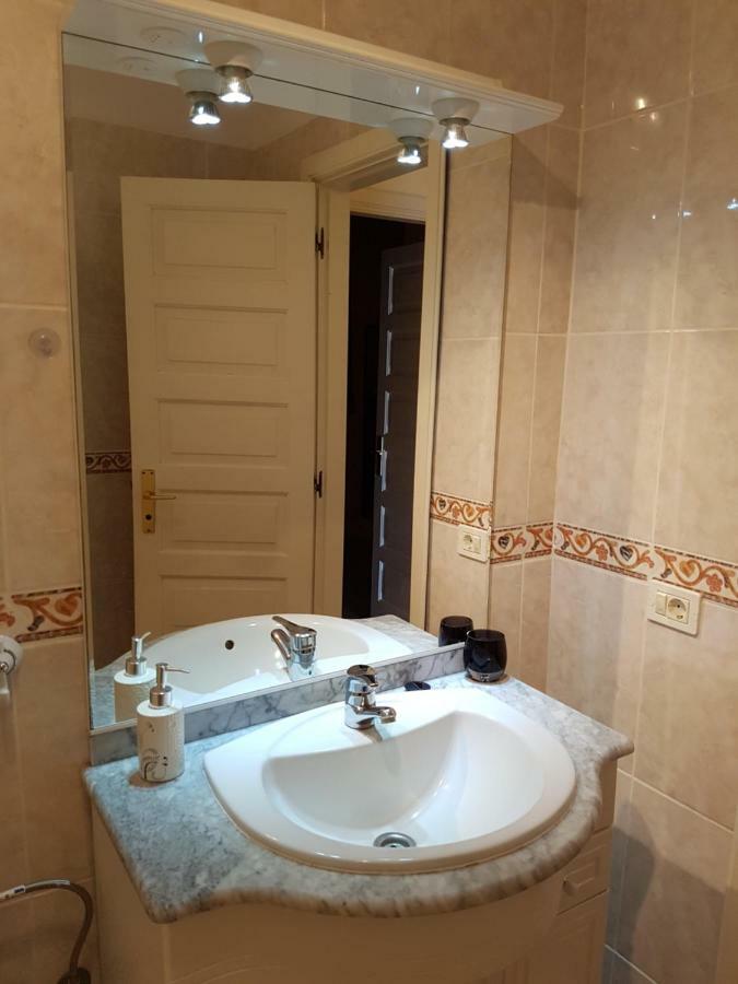 On Avenida De Amsterdam 3 Apartment Los Cristianos (Tenerife)