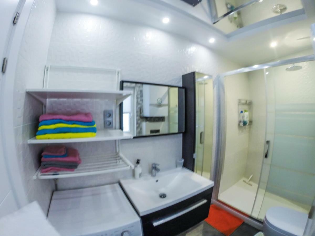 Camp Nou, Europa Fira - Modern Two-bedroom With Heating L'Hospitalet de Llobregat