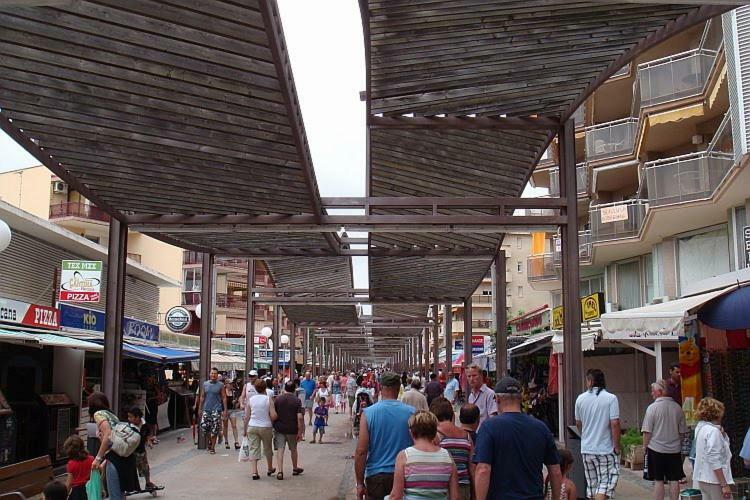 Nada * Salou
