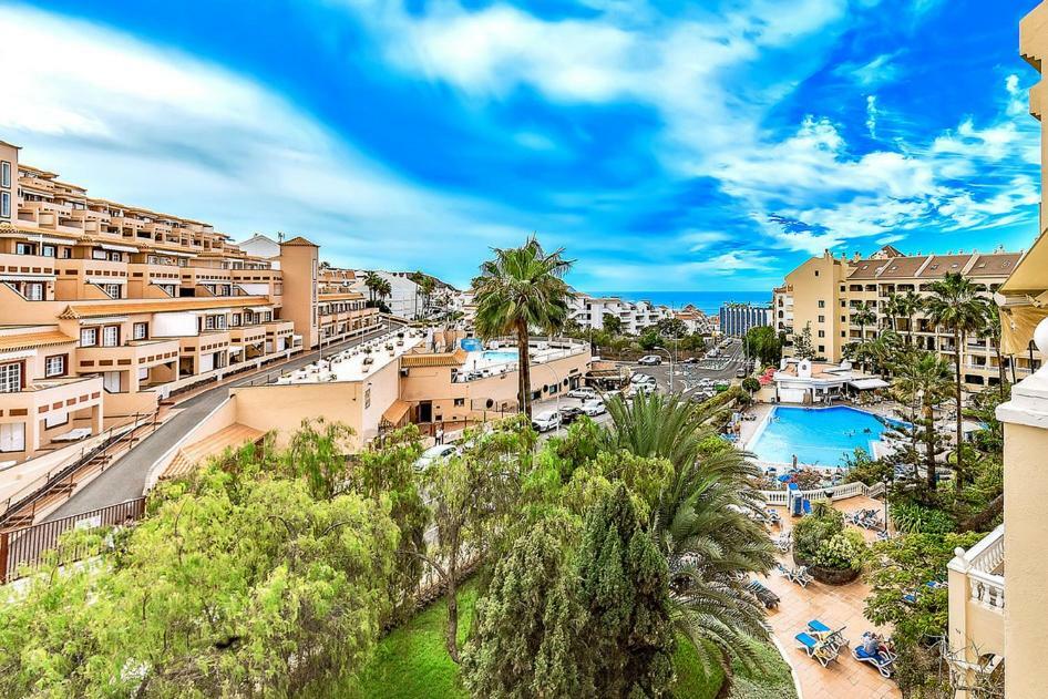 Apartment In Cristianos Ocean View