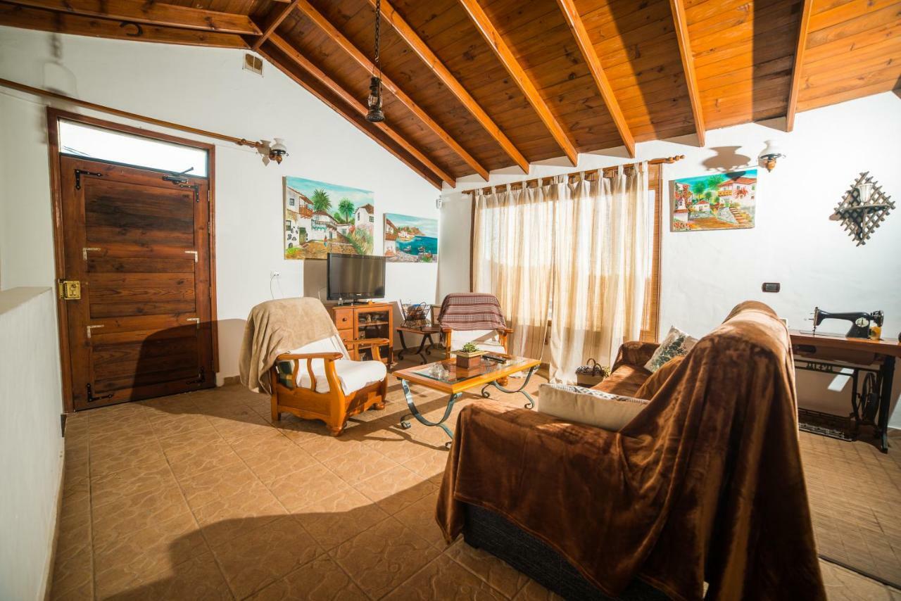 Holiday home Casa Rural Sunset Ampuyenta *