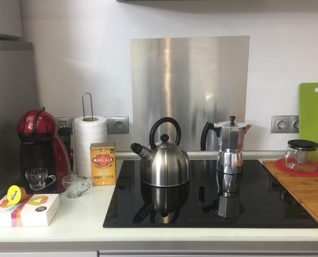 Camp Nou, Europa Fira - Modern Two-bedroom With Heating Apartamento