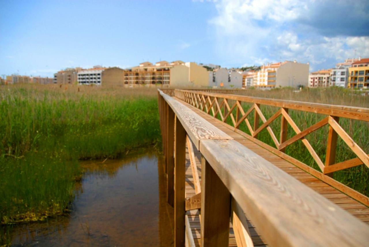 Bonito Atico Con Aire Acondicionado,piscina Comunitaria, Parking Y Wifi * Peñíscola