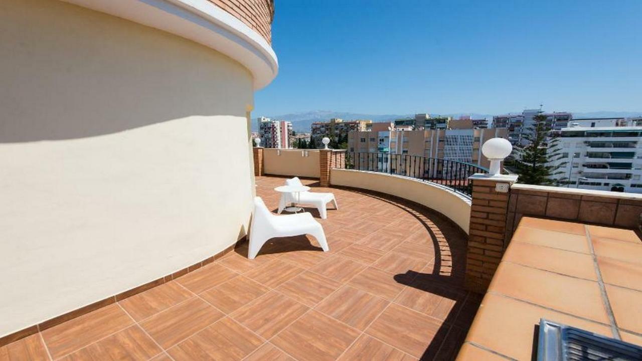 Apartamento ático Olimpo Con Piscina *