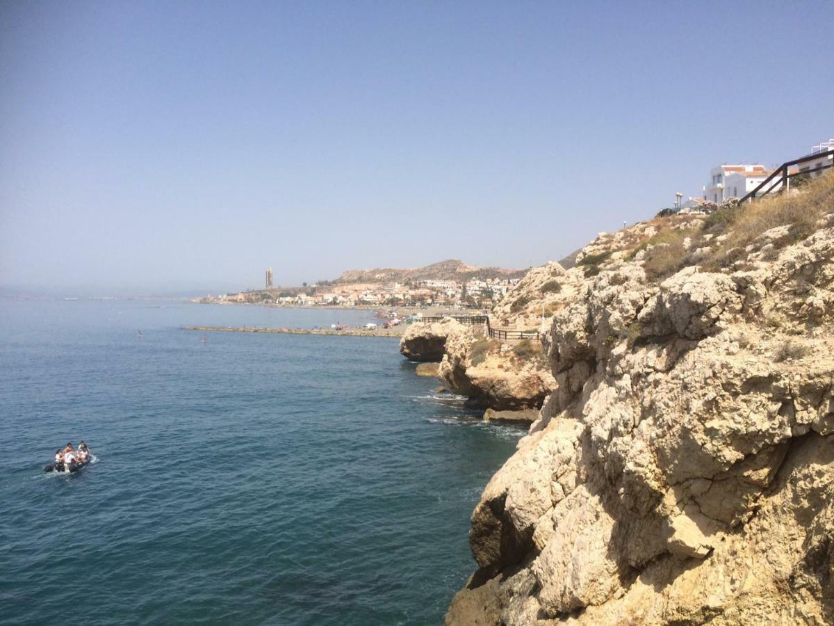 Apartamento De Playa Reformado Rincón de la Victoria