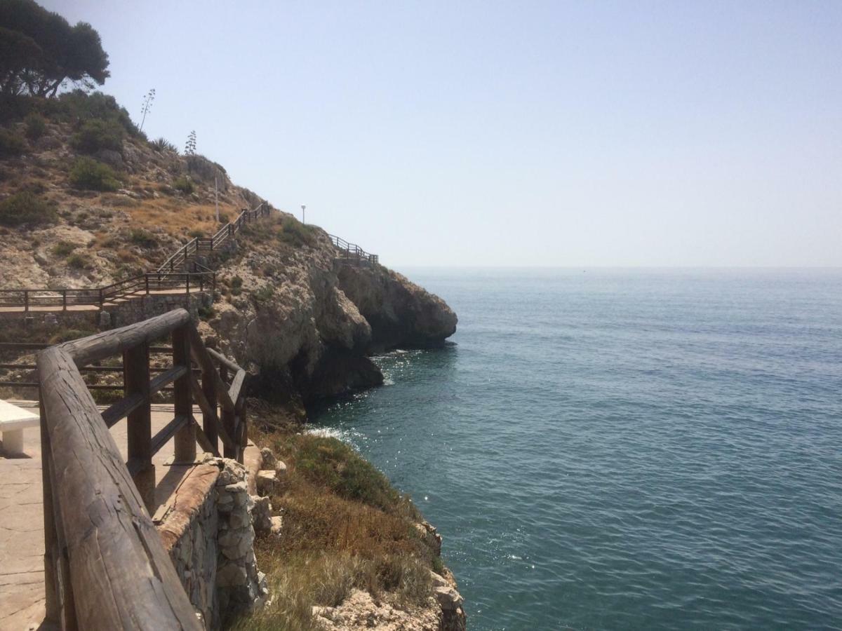 Apartamento De Playa Reformado Rincón de la Victoria