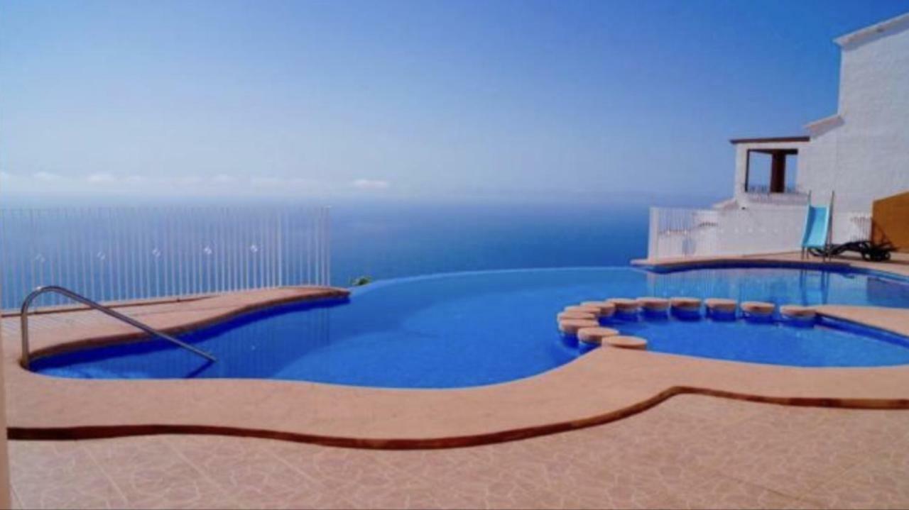 Calle Vistamar Apartment *