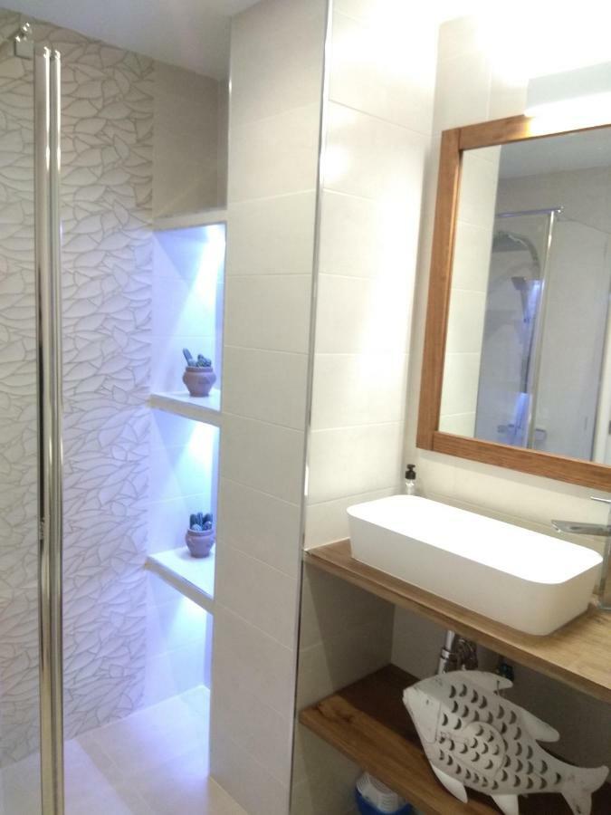 A 150 Metros Del Mar, Parking Y Wifi Apartment Salobrena