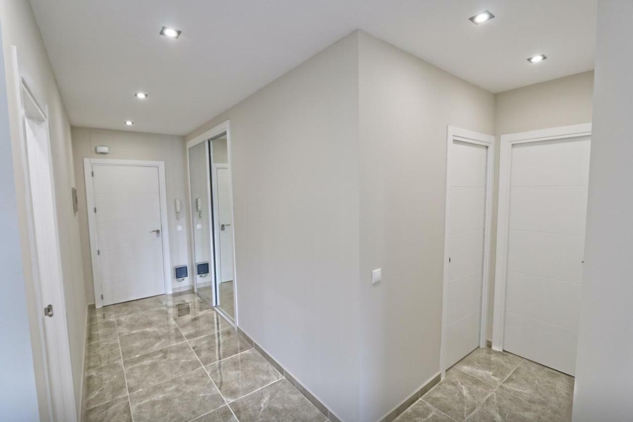 Beachfront Luxury Apartment, Puerto Banús, * Marbella