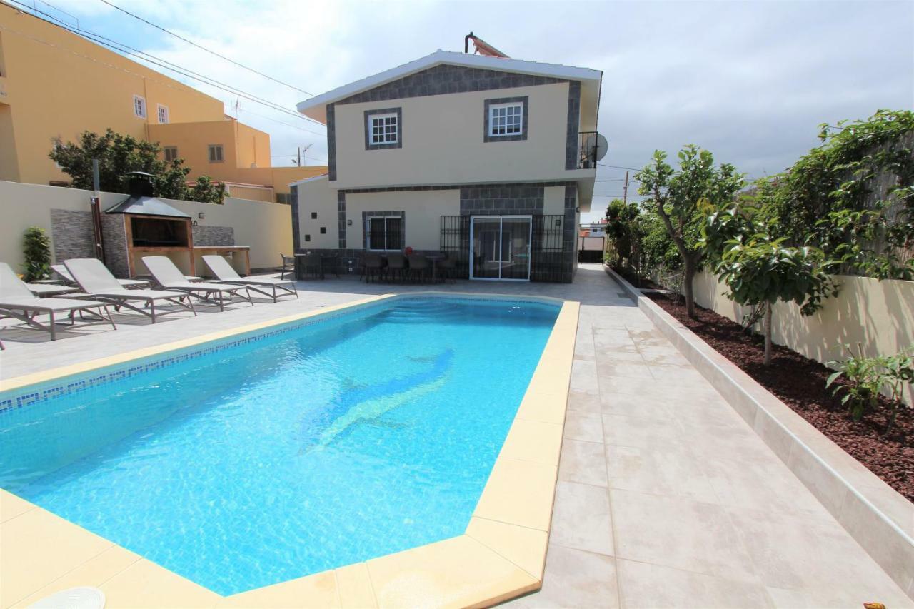 Viva Tropical Villa