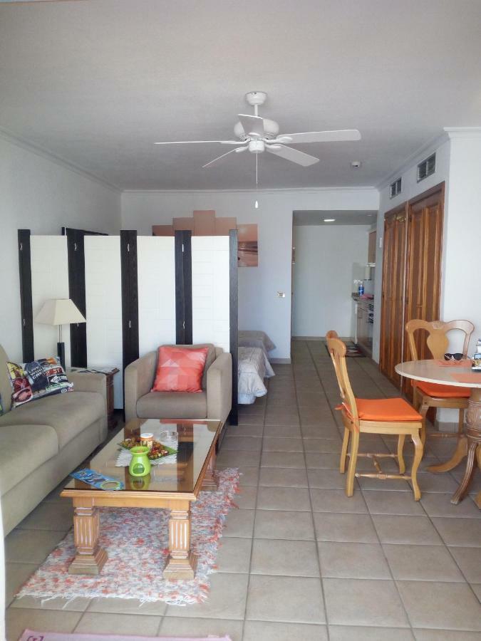 Studio Los Cristianos Apartment *