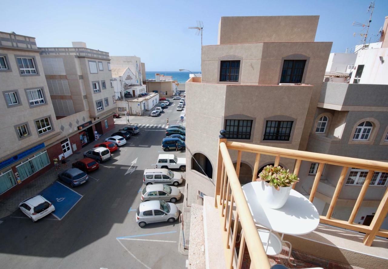 Fue Apartment *