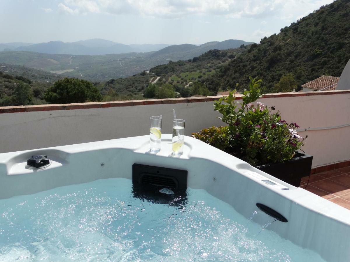 Bed and breakfast Deseada *