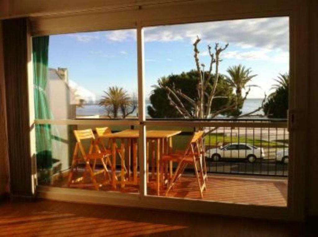Primera Linea De Mar Centro Apartment *